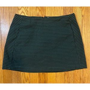 Urban Outfitters Women’s Plaid Skirt Size M